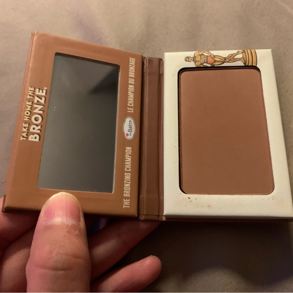 TheBalm Take Home the Bronze Bronzer - Picture 3 of 3